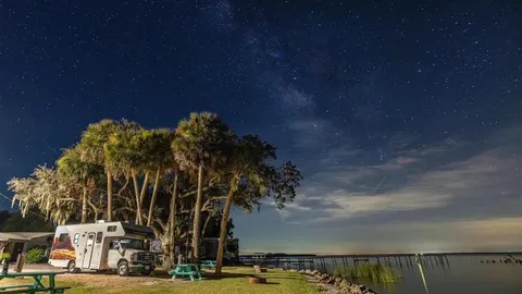 30/50 Amp Full Hookup Lakefront RV Sites — image 1 of 18