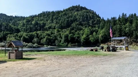 Standard Full Hookup RV Site — image 10 of 10