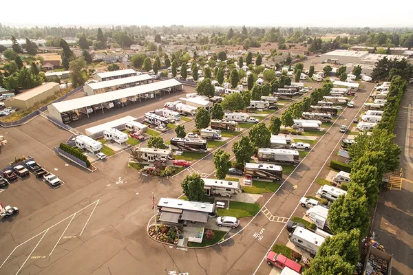 Phoenix RV Park & Storage – photo 1