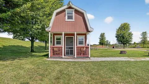 Rustic Cabin #1 - Sleeps 5 — image 1 of 7