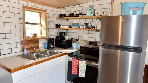 Cabin 7 — image 7 of 7