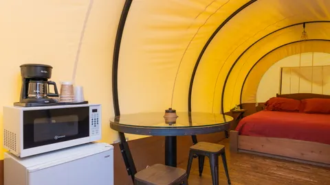Conestoga Wagon 1 King, 1 Twin Bunk — image 2 of 4