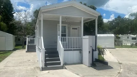 Standard Rental 1 Bedroom — image 1 of 10