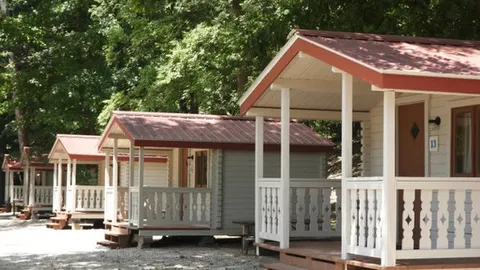 Camper Cabin — image 1 of 4