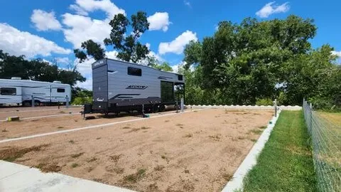 River View Full Hookup RV Site — image 2 of 10