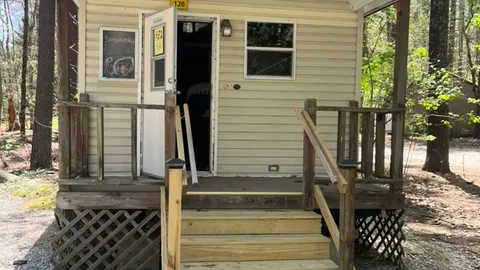 Cabins w/ Bathroom (Full Facility) — image 1 of 7