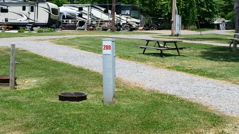Premium Pull-Thru RV Site — image 1 of 3