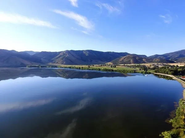 Mantua Waterfront RV Resort campground