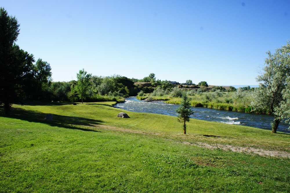 Colorado Kings Riverbend RV Park: Your Gateway to Colorado's Beauty