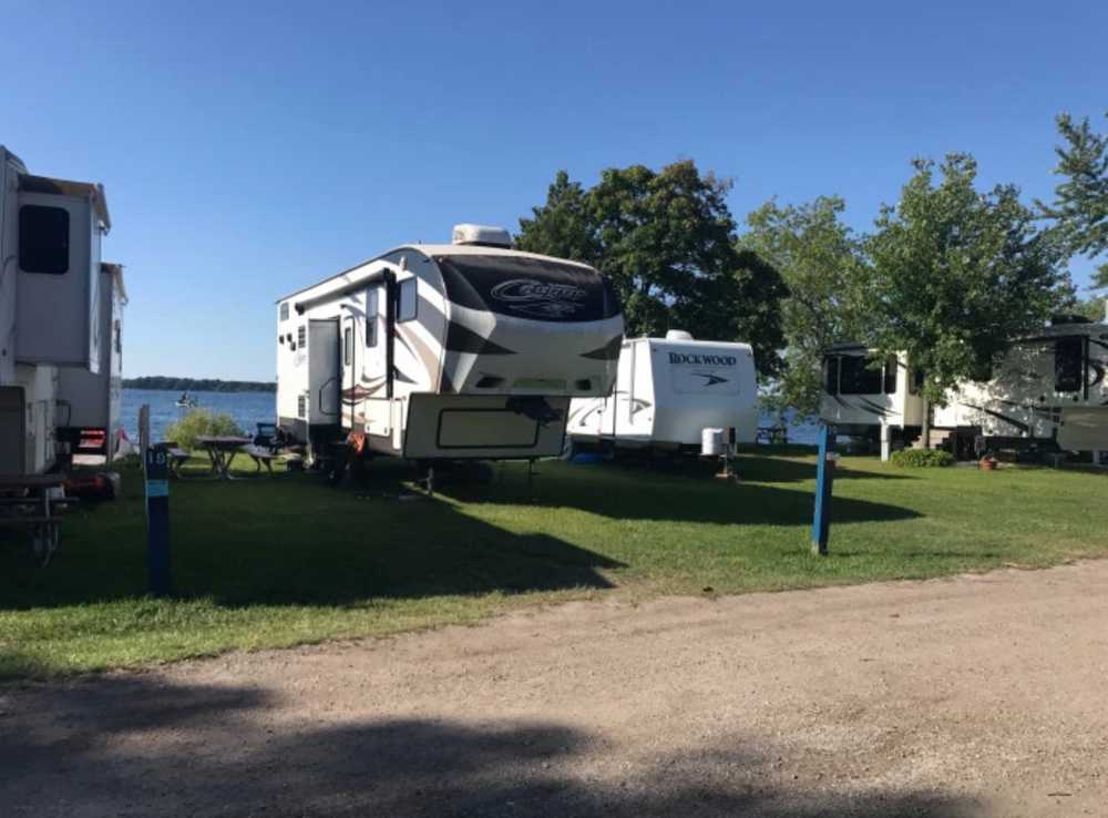 Hopkins Park Campground - Photo 2