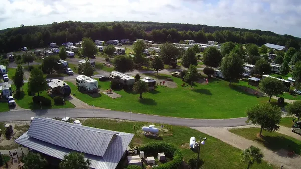 Suwannee River Rendezvous Resort and Campground campground