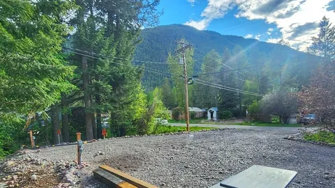Wide Full Hook Up RV Site — image 1 of 5