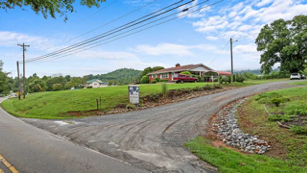 Gem City Campground - Franklin, NC - Photo 4