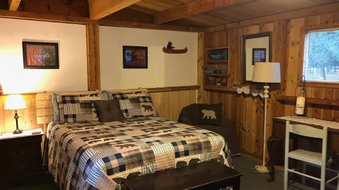 The Black Bear Cottage — image 2 of 9