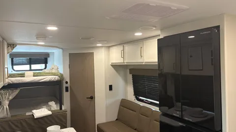 Furnished 2026/2027 Grand Design Transcend — image 16 of 16
