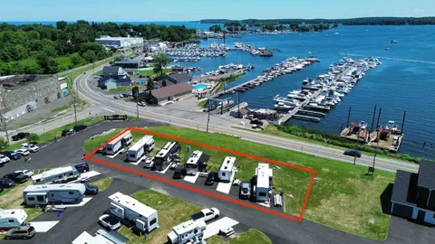 Waterfront Site - 30/50 Amp Deluxe — image 1 of 5