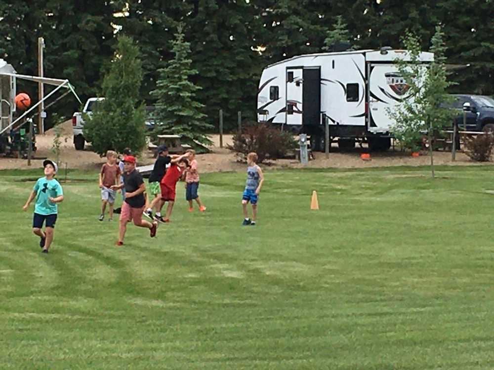 CampN RV - Photo 5