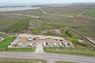 Magnolia Beach RV Park – photo 2