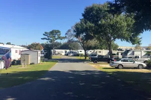 Southern Oaks RV Resort – photo 2