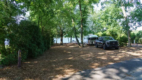 Lakefront Standard RV Site — image 2 of 2