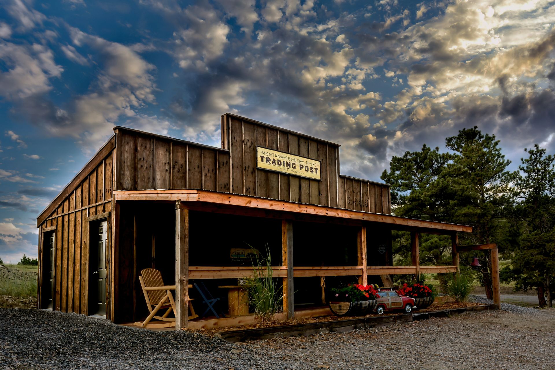 Montana Country Pines Private Vintage Retreat, Laurel, Montana