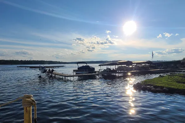 Buckatabon Lodge and Lighthouse Pub – photo 1
