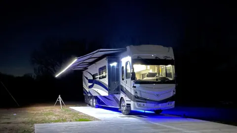 100's Concrete Back-In RV Sites — image 2 of 8