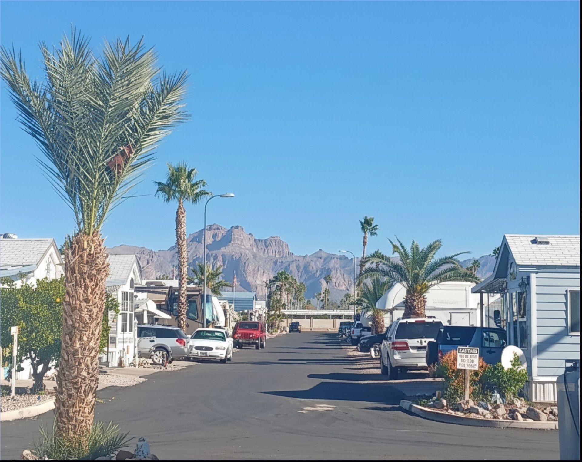 Carefree Manor RV Resort - Apache Junction