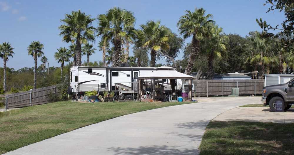 Aransas Oaks RV Resort - Aransas Pass, TX - Photo 4