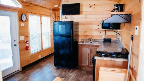Deluxe Cottage — image 11 of 11