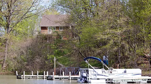 Crappie Cabin — image 4 of 4