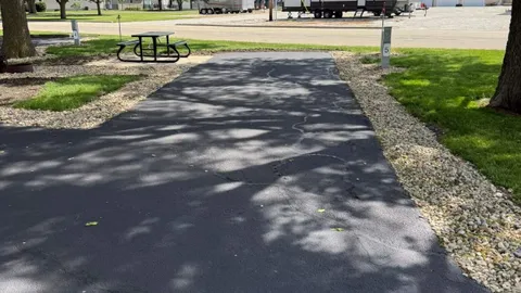 20/30 Amp, 34' x 12' Standard Site — image 2 of 2