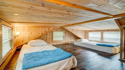 Premium Loft Cabin — image 2 of 10