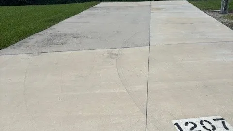 Waterfront 30/50 Amp Full Hookup Back-in RV Site — image 2 of 3