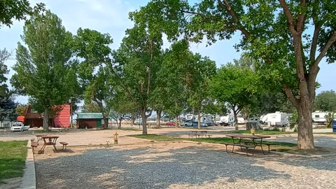  " THE GROVE" 20/30 AMP 28'FT Max Back-In Site — image 2 of 4