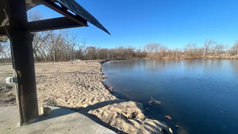 20/30/50 Amp Deluxe Waterfront RV Site — image 9 of 9