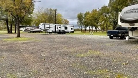 30/50 Amp XL Premium Back-In RV Site — image 1 of 8