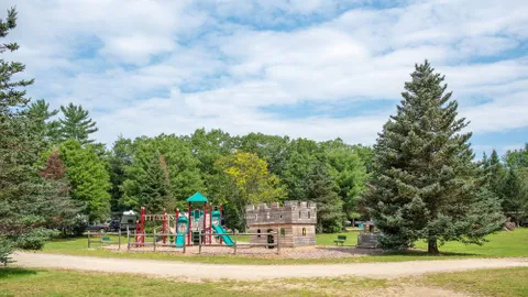 Standard 30 Amp Full Hookup RV site — image 2 of 12