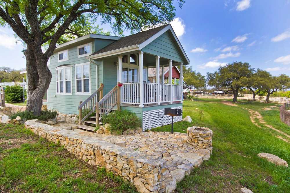 Sun Outdoors Lake Travis - Photo 4