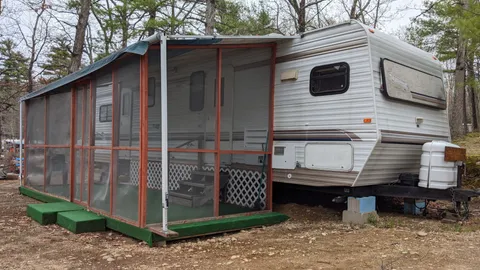 WF Rental Trailer 11 — image 1 of 7