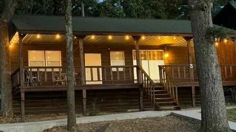 Cabin 03 — image 1 of 3
