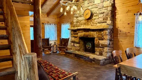 LODGE — image 2 of 13