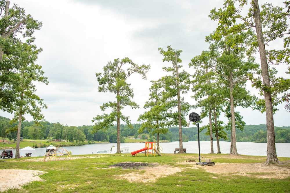 Holpps Pine Ridge Lake Campground - Photo 3