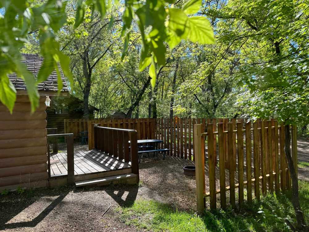 River Grove Campground and Cabins, Drumheller, Alberta - Photo 4