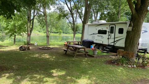 30 Amp Shady Lakeside — image 1 of 4