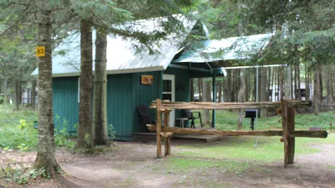 Large Cabin — image 1 of 4