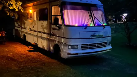 30Amp Standard RV W/E Site — image 1 of 1
