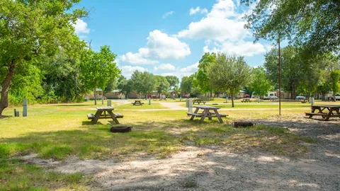 Standard Pull-Thru RV Site — image 2 of 3
