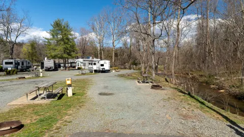 30/50 Amp Creekview — image 1 of 4