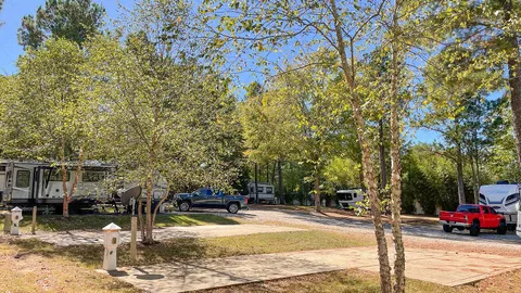 30/50 Amp 70' FHU RV Site — image 7 of 7
